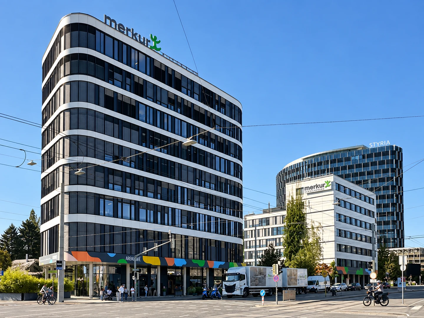 Merkur Headquarter mit beiden Gebäuden und Straßenraum